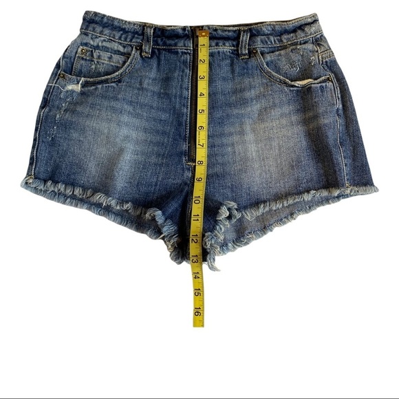 BDG Super High Rise Cheeky 29W Distressed Shorts. - Picture 8 of 10